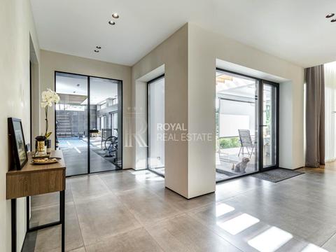 будинок за адресою с. Бобриця, Зелена