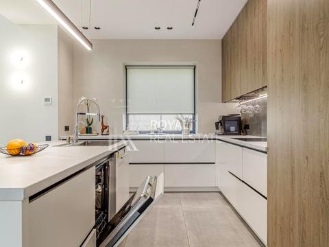 будинок за адресою с. Бобриця, Зелена