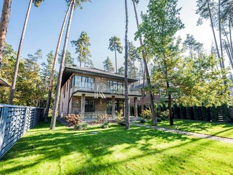 дом по адресу Молодіжна, 14