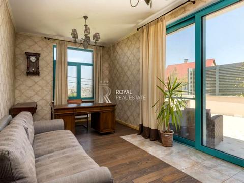 будинок за адресою Локомотивна вул., 42-Б