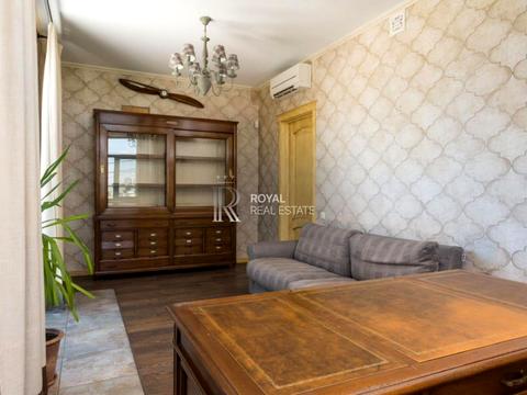 будинок за адресою Локомотивна вул., 42-Б