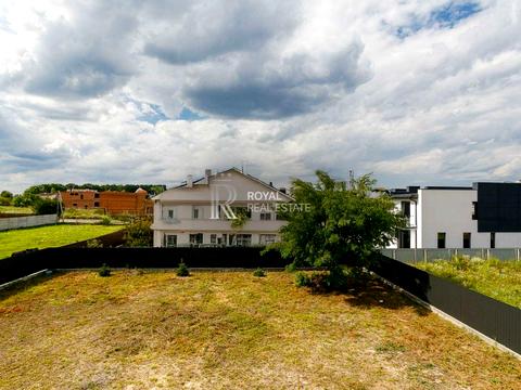 будинок за адресою Центральна вул.