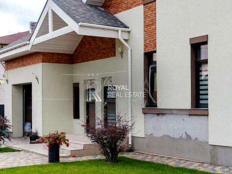 будинок за адресою Центральна вул.