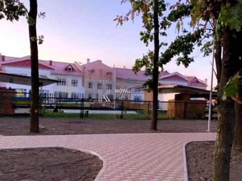 будинок за адресою Центральна вул.