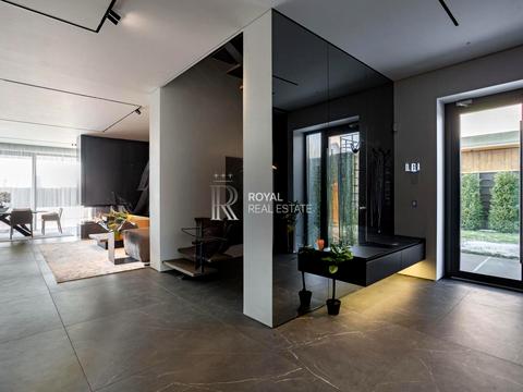 будинок за адресою Лютнева вул., 58