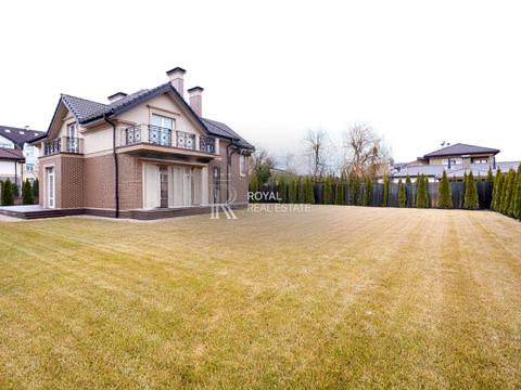 будинок за адресою Кар'єрна вул.