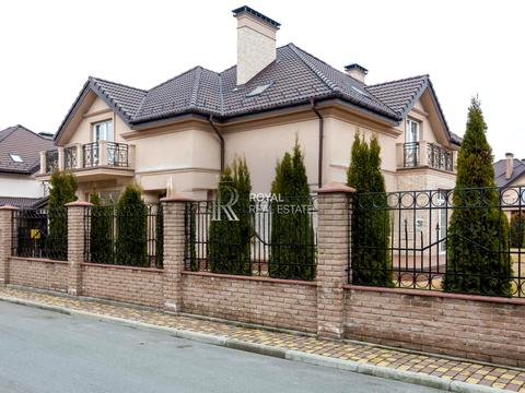 будинок за адресою Кар'єрна вул.