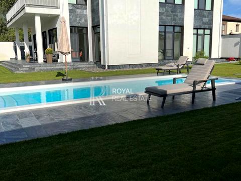 будинок за адресою Миру вул.