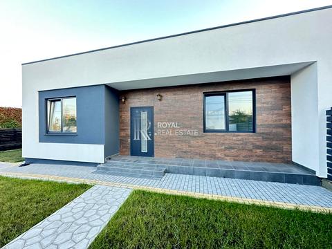 будинок за адресою Жовтнева