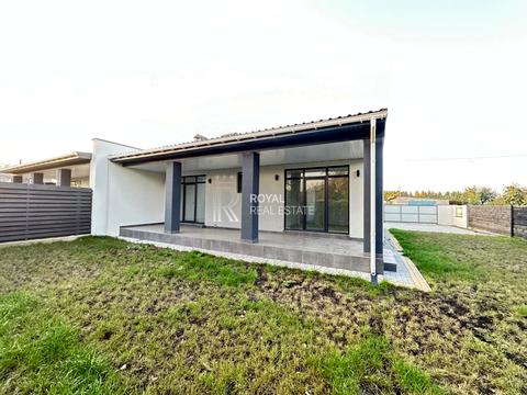 будинок за адресою Жовтнева