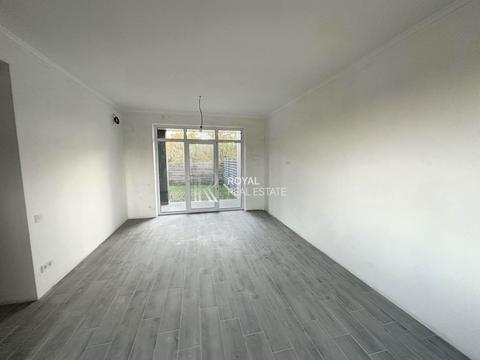 будинок за адресою Жовтнева