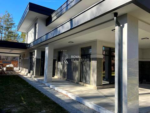 дом по адресу Кульчицького ул.