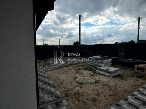 будинок за адресою Вишнева