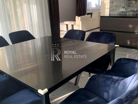 будинок за адресою Товарна вул., 24-Б