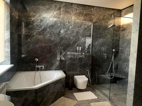 будинок за адресою Товарна вул., 24-Б