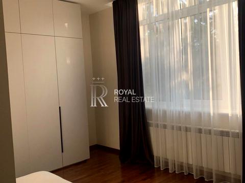 будинок за адресою Товарна вул., 24-Б