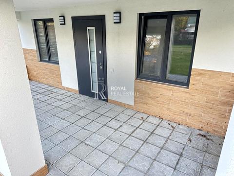 будинок за адресою Першотравнева