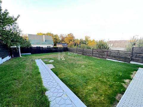 будинок за адресою Першотравнева