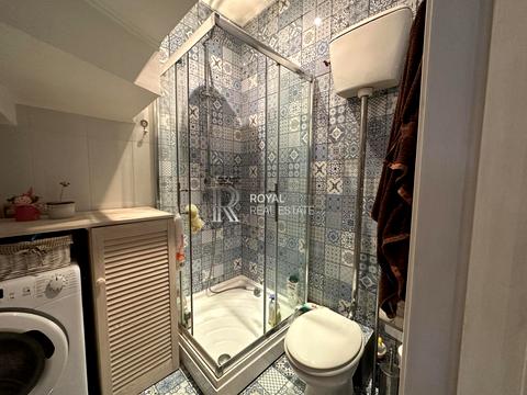 будинок за адресою Соборна вул. ()