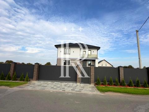 будинок за адресою с. Княжичі, Нова, 10