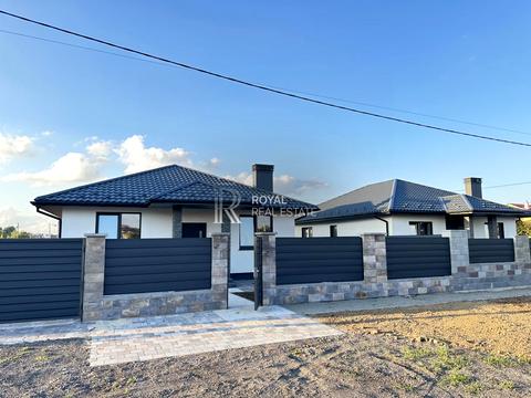 будинок за адресою с. Нові Петрівці, Драгоманова вул.