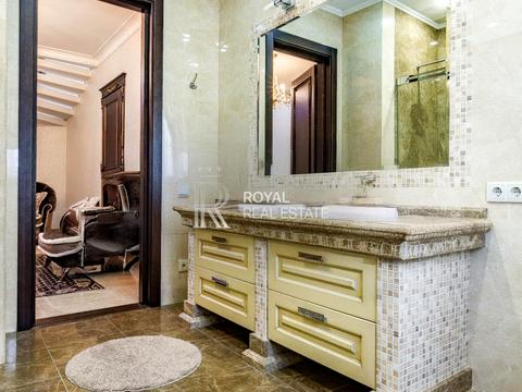 дом по адресу  ул.