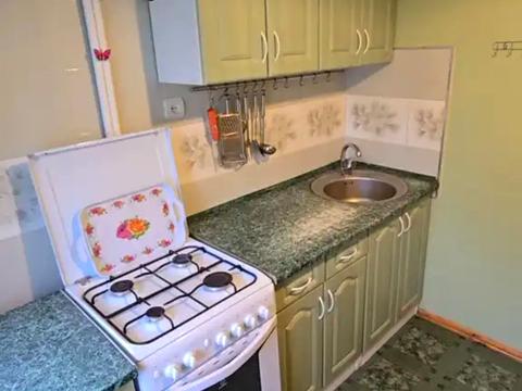 квартира за адресою Алана Шепарда вул. (Суворова), 11