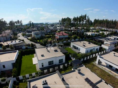 дом по адресу Привітна