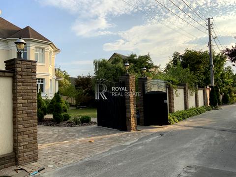 дом по адресу Киев, Садовая, 8-А