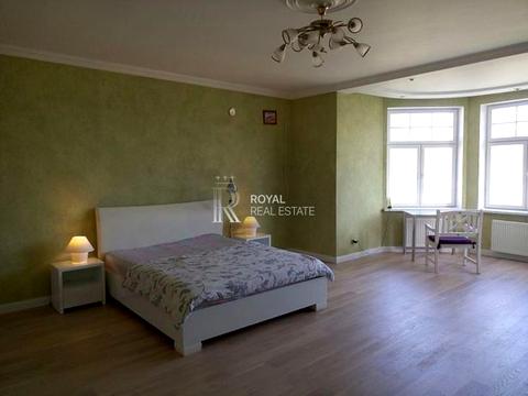 дом по адресу Киев, Садовая, 8-А