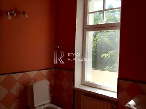 дом по адресу Киев, Садовая, 8-А