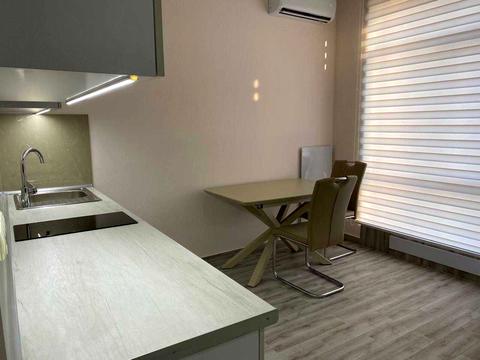 квартира за адресою Лабораторна вул., 11