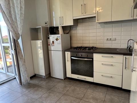 квартира за адресою Українська вул., 83-Б