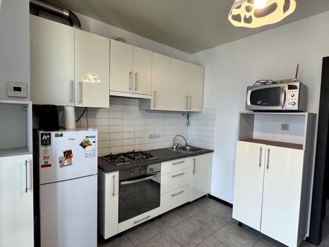 квартира за адресою Українська вул., 83-Б