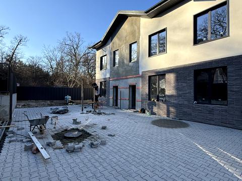 будинок за адресою Академіка Ромоданова вул. (Льва Толстого), 44