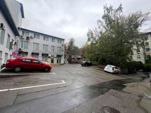 дом по адресу Євгена Чикаленка вул., 20-Б