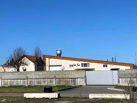 комерційна за адресою Миру, 1