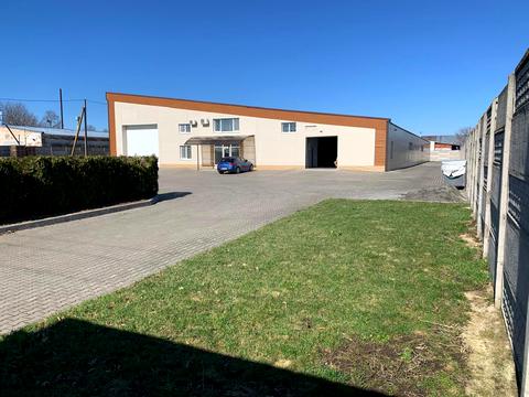 комерційна за адресою Миру, 1