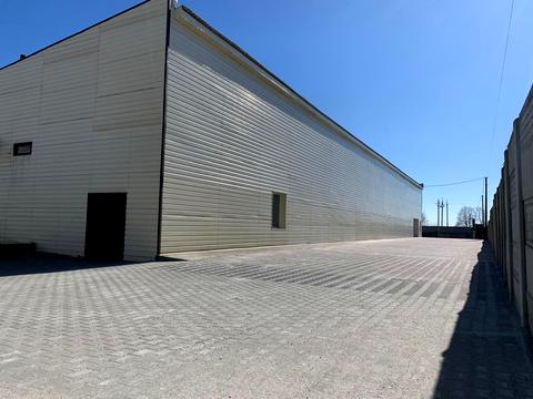 комерційна за адресою Миру, 1