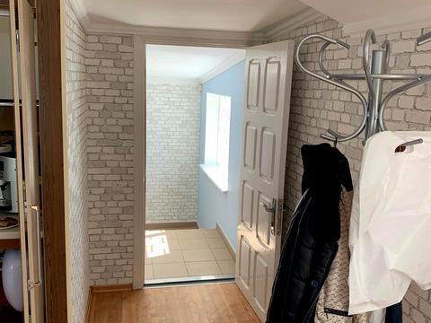 комерційна за адресою Миру, 1