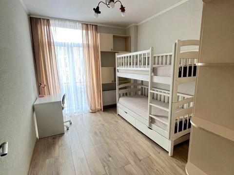 квартира за адресою Регенераторна вул., 4