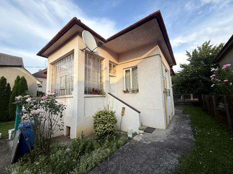 будинок за адресою Митна вул., 111