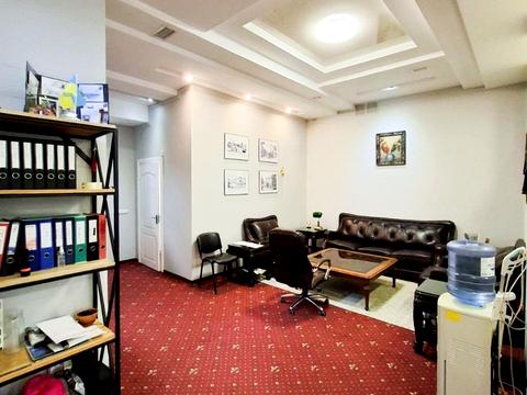 комерційна за адресою Залізнична вул., 49