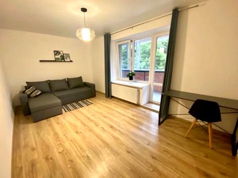 квартира по адресу Институтская ул., 6/2