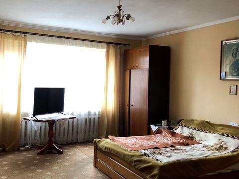 будинок за адресою Добролюбова вул.