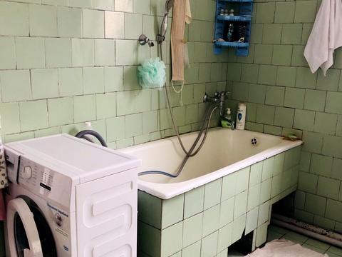 будинок за адресою Добролюбова вул.