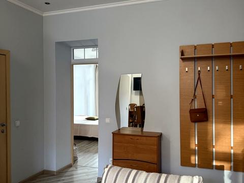 квартира за адресою Кропивницького вул., 18