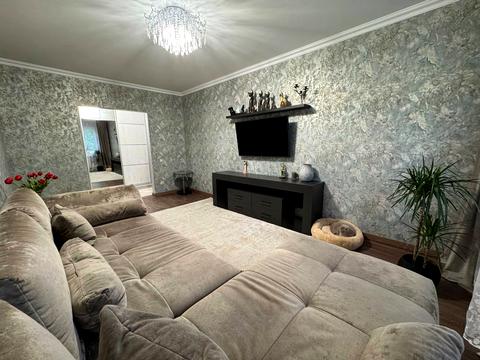 квартира по адресу Волынской Дивизии ул., 9