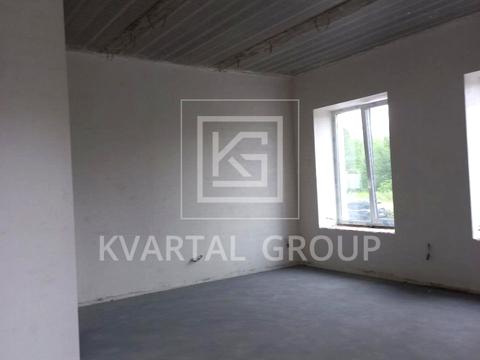 комерційна за адресою Івана Кожедуба вул., 3