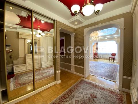 квартира за адресою Старонаводницька вул., 8-А